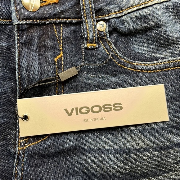 Vigoss Marley Mid Short NWT Size 24 - Picture 11 of 16